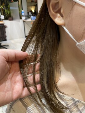 トゥルース(hair&eyelash Truth) 【Truth】イヤリングカラー/ベージュカラー/ミディアム