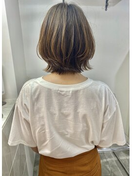 キートス 高知店(kiitos) ◯くびれレイヤーボブミルクティーベージュ20代30代40代