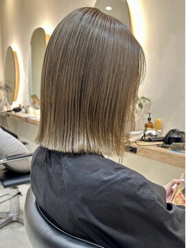 ヒビヲ(HIBIO) ミルクティーベージュハイトーンブリーチカラーダブルカラー