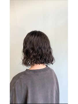 イン(in.) スパイラルパーマ×ボブ