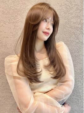 ロンド アンブル 四条烏丸(Lond ambre) レイヤーカットと透明感カラーで大人可愛いふんわりヘア