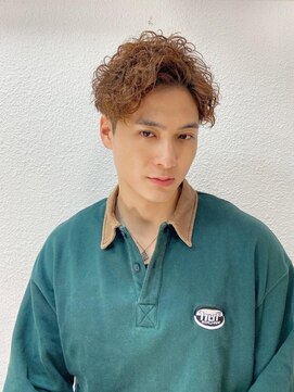 ナツヤ(NATSUYA) かきあげバングショートパーマ