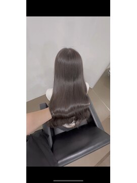 イオエ 岡本(ioe) レイヤーロング/ブリーチなしダブルカラー/髪質改善/神戸