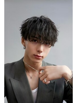 オーシャントーキョーウエスト 心斎橋 (OCEAN TOKYO WEST) 前下がりマッシュ