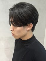 ウニカ デ メン(UN1CA de MEN) センターパートメンズマッシュパーマニュアンスパーマ刈り上げ