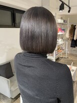 ニュート(Neut )&nbsp;グレージュ ハイトーン名古屋 ブリーチ 透明感カラー ボブ