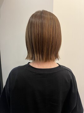 ニューカマー バイ ヘッドライト シブヤ(NEW COMER by HEADLIGHT shibuya) ミルクティーベージュ　透明感カラー　10代20代