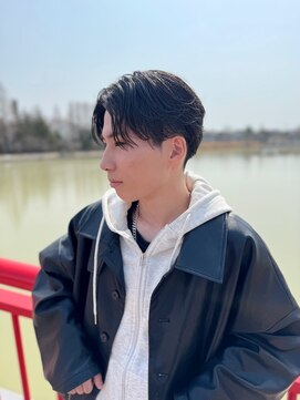 ヘアーアトリエ ラフェル(hair atelier Rafel) センターパートマッシュ　ニュアンスパーマ