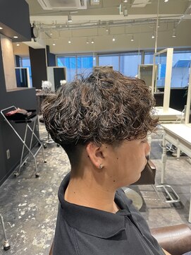 ナイン(N INE.) ハイウェイト波巻きパーマ