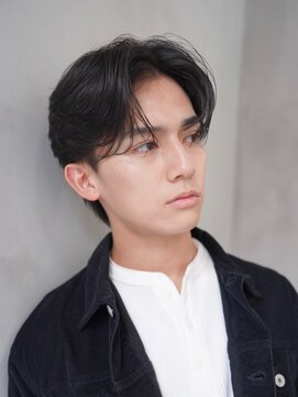 ニコ トウキョウ ロジック(nico TOKYO Logic) メンズセンターパートウルフセンターパートニュアンスパーマ襟足