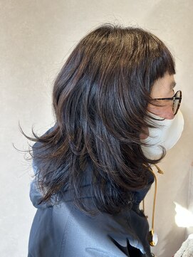 エリン バイ リル ヘアー 本陣(eLin by LiL hair) くせ毛×レイヤー