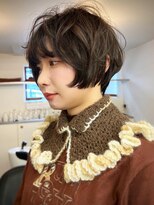 トナリ(tonari)&nbsp;前上がりショートボブ