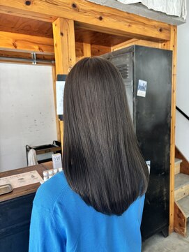 アンジュール(UNJOUR.) 髪質改善縮毛矯正×オリーブブラウン×大人可愛い