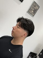 ザ デュークス(The Dukes)&nbsp;center part × low fade