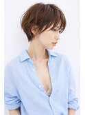 大人の柔らかレイヤーショートボブ