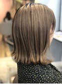 10代20代◎ツヤ感アッシュベージュ☆美髪外ハネボブディ