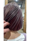ボブ×インナーカラー