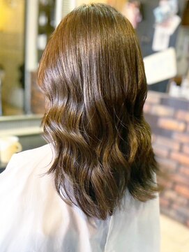 ヴァンクラウドコウベ(VENT CLOUD KOBE) 20代30代40代大人可愛い髪質改善カラーオリーブブラウン艶感