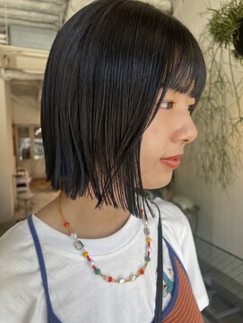 メグリ(meguri) 黒髪ショートボブ