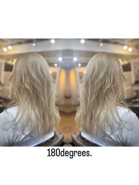ワン エイティー ディグリース 恵比寿(180°One Eighty Degrees.) 海外ヘア／ブリーチ/ミルクティーベージュ/ハイライト