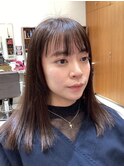 ワンレングスベージュブラウン
