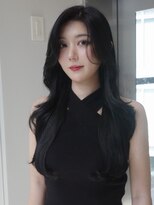 ベレーザシェルト(Beleza scelto) 15018艶髪アッシュブラックグレージュ韓国風巻きレイヤーカット