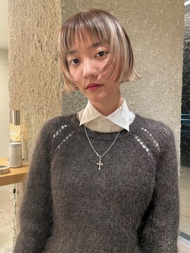 ルノ(RUNO) ぱつっとボブ・ショート/タッセルボブ/くびれ/20代/ぱっつん