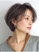 白髪ぼかし大人ショートグレージュ