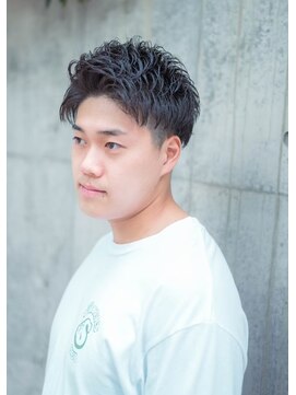 ブロートーキョーバーバーショップ 神田店(Bro Tokyo BARBERSHOP) ツーブロック/ビジネススタイル/前上げ/床屋/理容室/barber