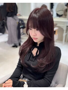 プティ(PUTY) くびれ巻き　レイヤーカット　顔まわりカット　韓国