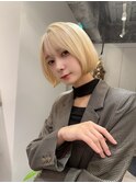 ケアブリーチ/ホワイト/ショートボブ