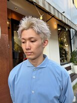 エディ(Edy)&nbsp;スパイキーショートケアブリーチダブルカラーホワイトベージュ