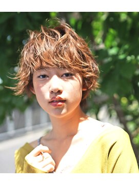 ウルハサロン(ULHA salon) 外ハネショートカット