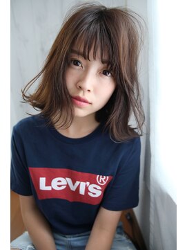 クロレ(CLORE) 大人かわいい前下がり切りっぱなしボブ