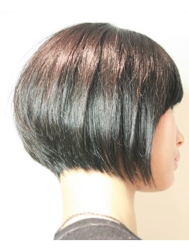 ヘア デザイン リスク(HAIR DESIGN RISK) 【RISK 高橋勇太】ショート ボブが上手い 前下がりショートボブ