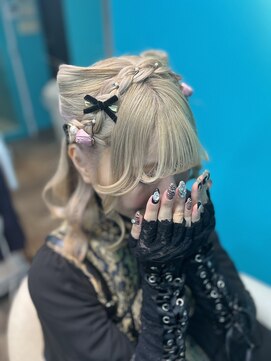 リエラ 新宿(RIERA) 編みカチュ×猫耳ハーフ