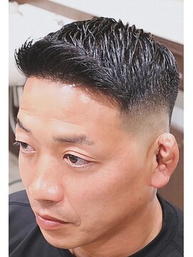 アクセプトザワールドバーバー(Accept the world barber) アップバング×スキンフェード