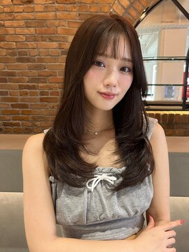 ユーフォリア 渋谷グランデ(Euphoria SHIBUYA GRANDE) 韓国風レイヤー 顔周りレイヤー 小顔カット 透明感カラー