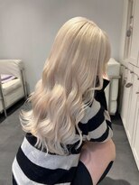 ベレーザ 渋谷(BELEZA)&nbsp;13149艶髪ホワイトブロンド髪質改善ミルクティーベージュロング