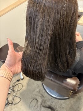 トムヘアーデザイン 楠葉店(TOM HAIR DESIGN) 艶髪オリーブブラウンカラー