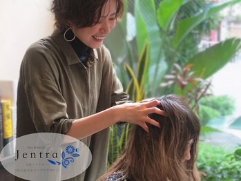 ジェントラ(Jentra)の写真/完全個室でベテラン女性美容師がマンツーマンで担当します。