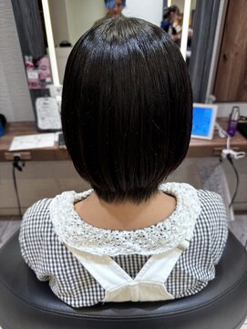 ケンジ 横須賀中央(KENJE) ♪ボリュームダウン♪ ナチュラルストレート