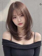 ユーフォリア 渋谷グランデ(Euphoria SHIBUYA GRANDE) ミディアムレイヤー 顔周りレイヤー 小顔カット 透明感カラー