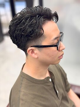 アルフレッド 平針店(alfRed) 天白/平針駅 大人メンズパーマ ラフカール×フェード 30代社会人