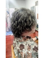 エヴァン(Evan)&nbsp;マンバン ヘアを目指して綺麗にカラー カット