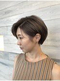 ショートボブ
