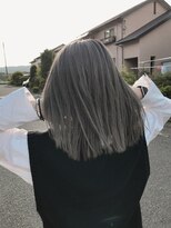 リベラル(LIBERAL)&nbsp;中明度グレー