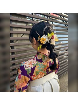 ルイラパレ(Louis La Pale) 卒業式ヘアセット・袴着付け