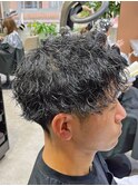 スパイラルショートパーマ 纐纈