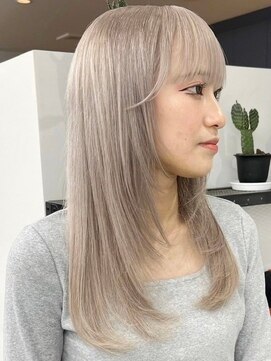 ウィコ 新宿(WICO) ホワイトベージュ[新宿駅/美髪/ピンクブラウン]